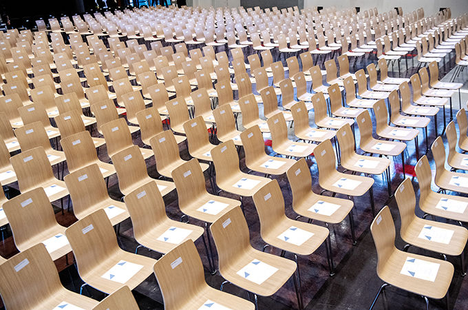 Om lag 480 nye bachelorstudentar byrjar på NHH denne hausten. Foto: Helge Skodvin.