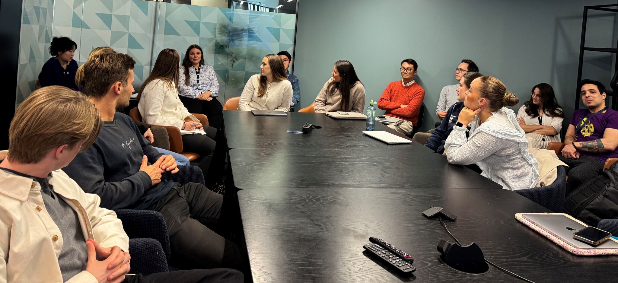 Students and mentors from one of the 2025 DIG Deeper events