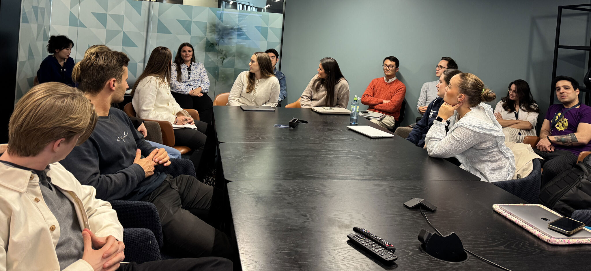 Students and mentors from one of the 2025 DIG Deeper events