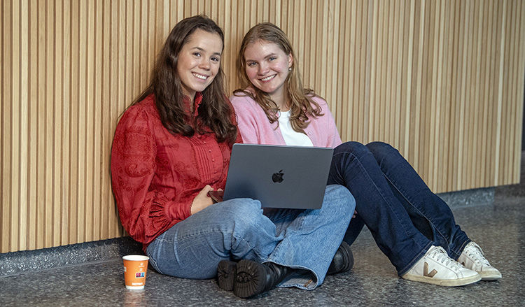 NHH student ambassadors. Photo: Helge Skodvin