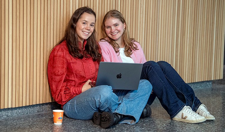 NHH student ambassadors. Photo: Helge Skodvin