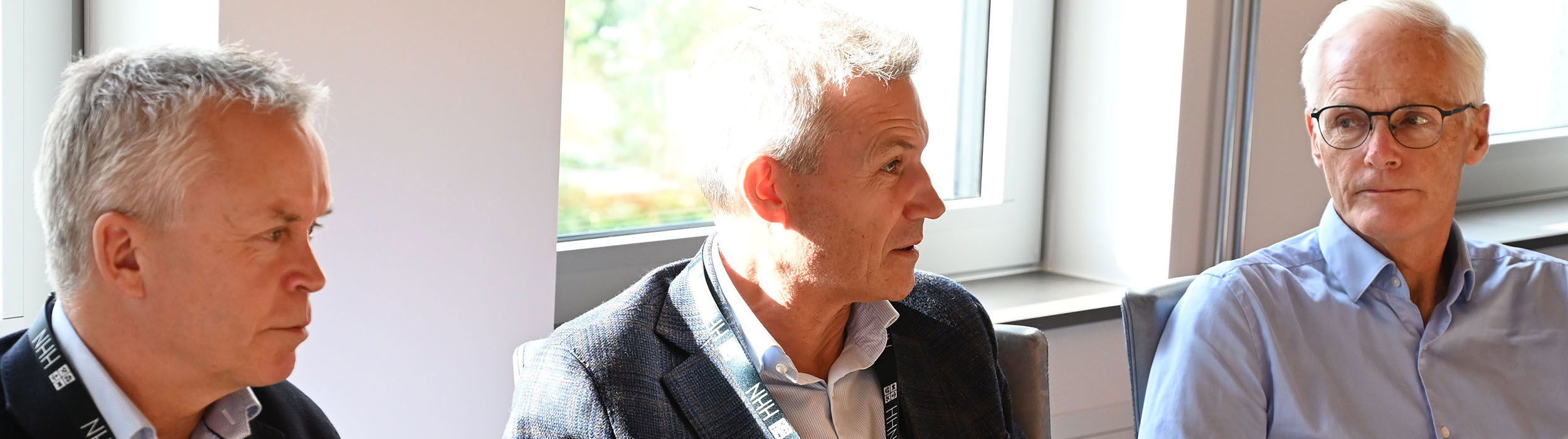 Stein Rømmerud og Truls Fjeldstad fra Norgesgruppen, sammen med Professor Lars Sørgard under fagseminaret på NHH