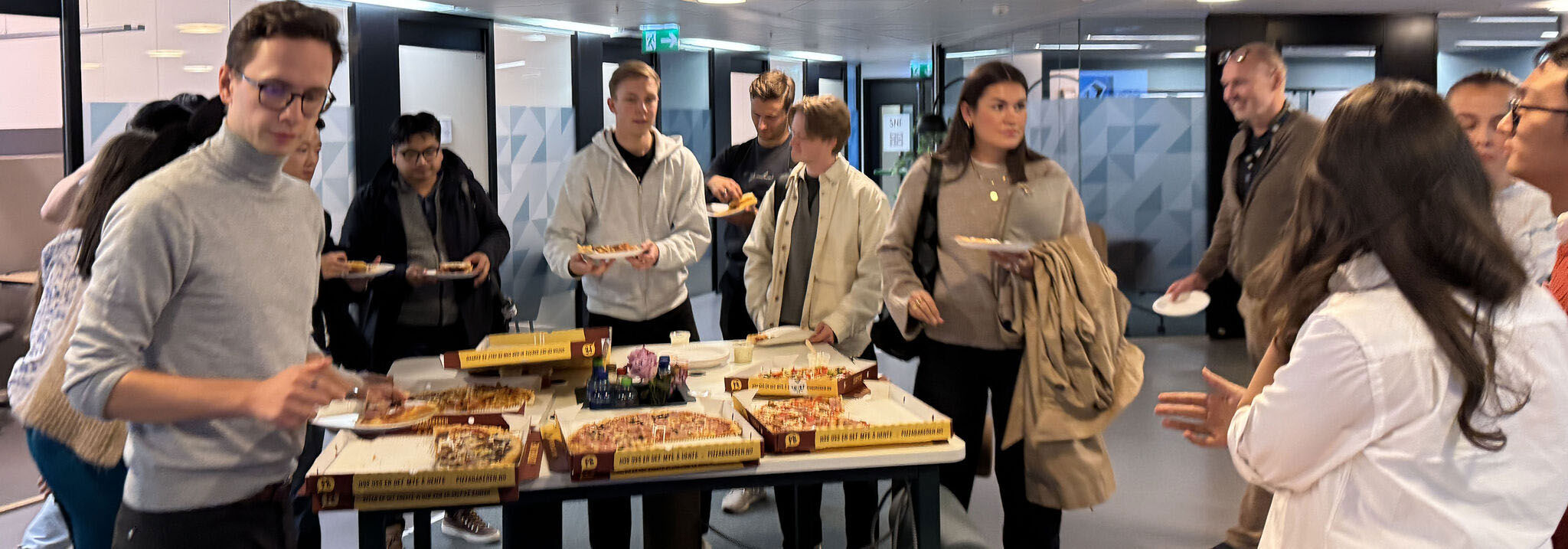 Pizza break at DIG Deeper event