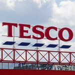 Tesco sign. Shashank Verma on Unsplash