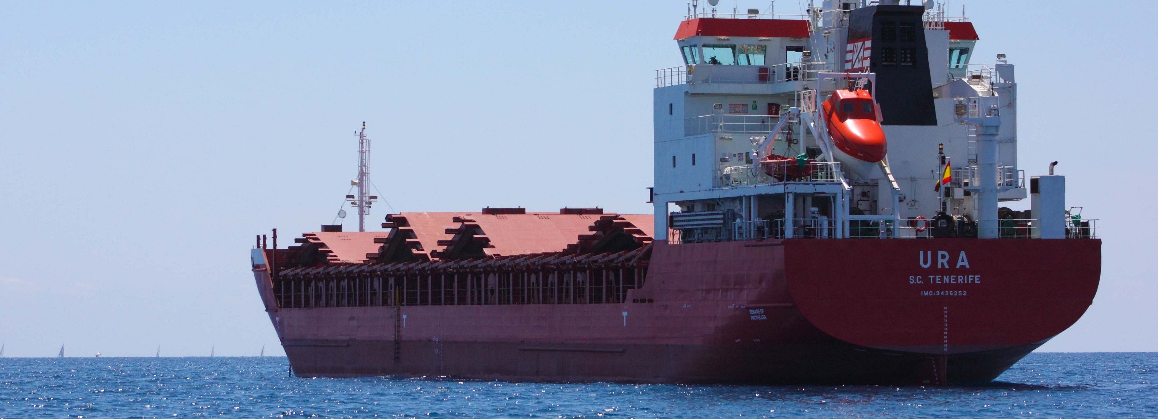 Cargo ship 