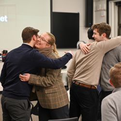 Maja Brudeli Holtet and fellow NHH students