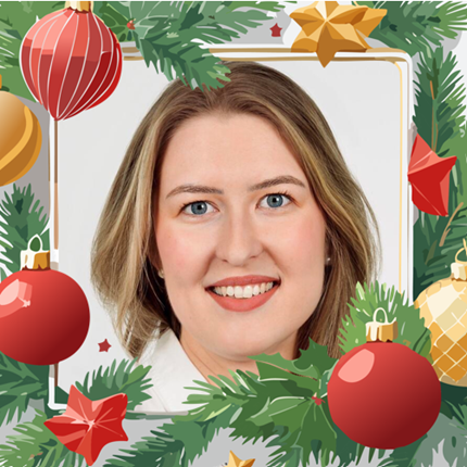 Portrait photo of Justyna with Christmas frame around