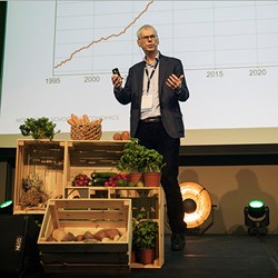 NHH Rector ØysteinThøgersen at Food 2023. Photo: Andrea Gjestvang