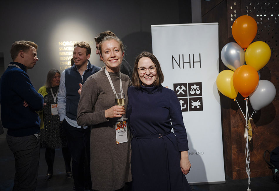 Klara Råbu, konsulent i BCG, og Sunniva Adam, Kommunikasjonsleder i TV-aksjonen.