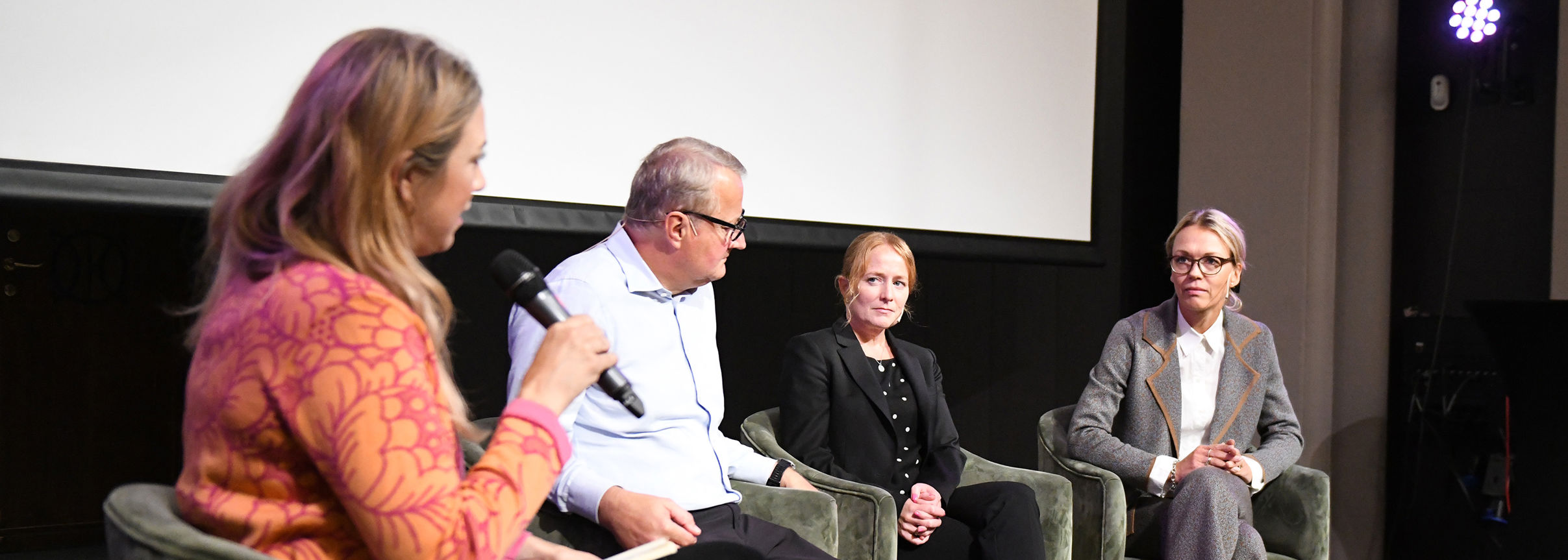 Paneldebatt under Gnist-konferansen 2022. Foto: Ove Sjøstrøm