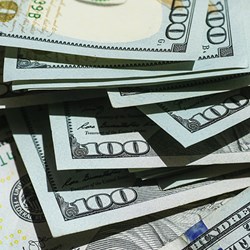 100 dollar bills. Photo: Giorgio Trovato/Unsplash
