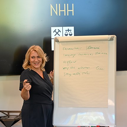 Nastja Arcel inspired the students during the workshop., actress and teacher at Copenhagen Business School, contributed with training in interactive pitching.