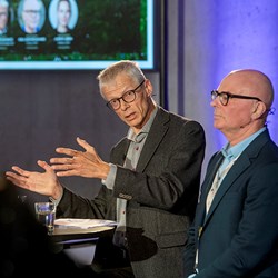 Bilde av Hans Christian Holte og Kjell Gunnar Salvanes. Foto: Helge Skodvin