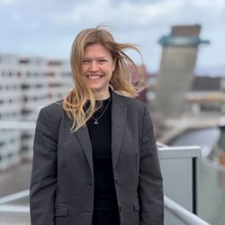 Lena Hamre og NHH omgivelser