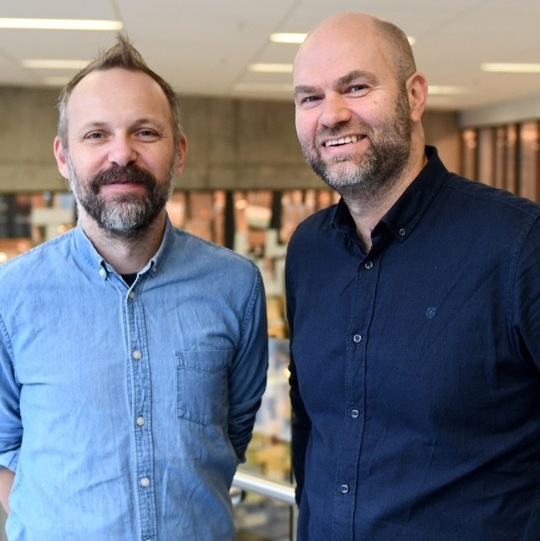 Sveinung Jørgensen og Lars Jacob Tynes Pedersen i Teknisk Ukeblad. Foto: Hallvard Lyssand
