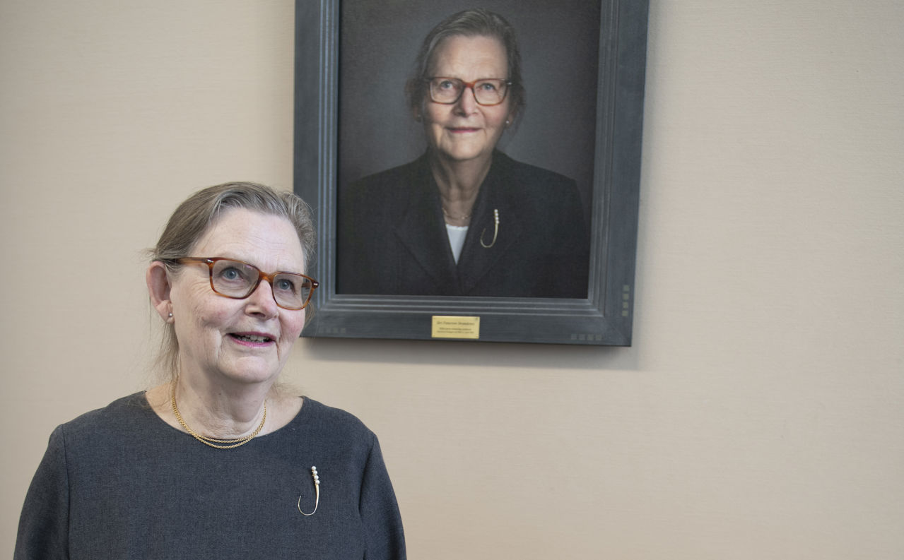Siri forteller om tiden sin ved NHH. Den har vart i nesten 50 år. Hun begynte her som student i 1969.