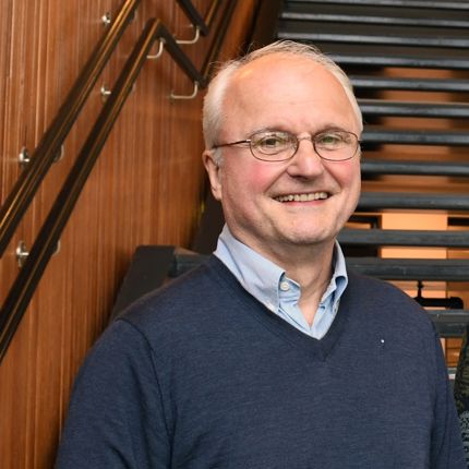 B. Espen Eckbo, professor ved Tuck School of Business og professor II ved NHH.