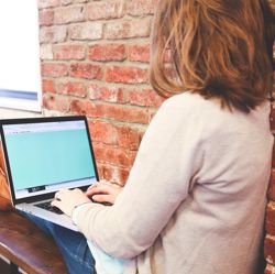 Student, kvinne. av pxhere