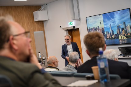 Helge Thorbjørnsen on stage
