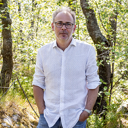 Pofessor Helge Thorbjørnsen. Foto: Helge Skodvin