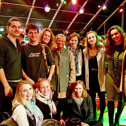 Muhammad Yunus and students.