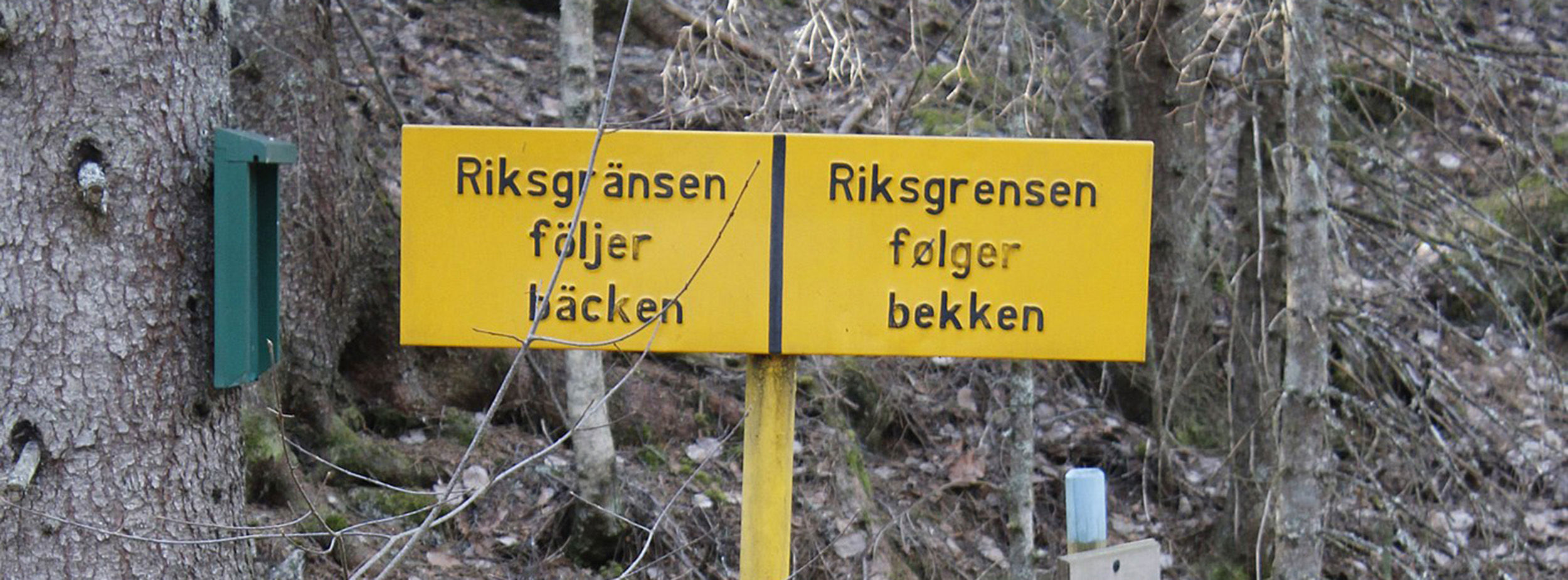 Sign on the Swedish-Norwegian border. Photo: Louise Brunborg Næss/ Creative Commons Attribution-Share Alike 4.0 International license.