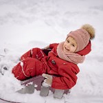 barn i snø, av yan krukau, pexels