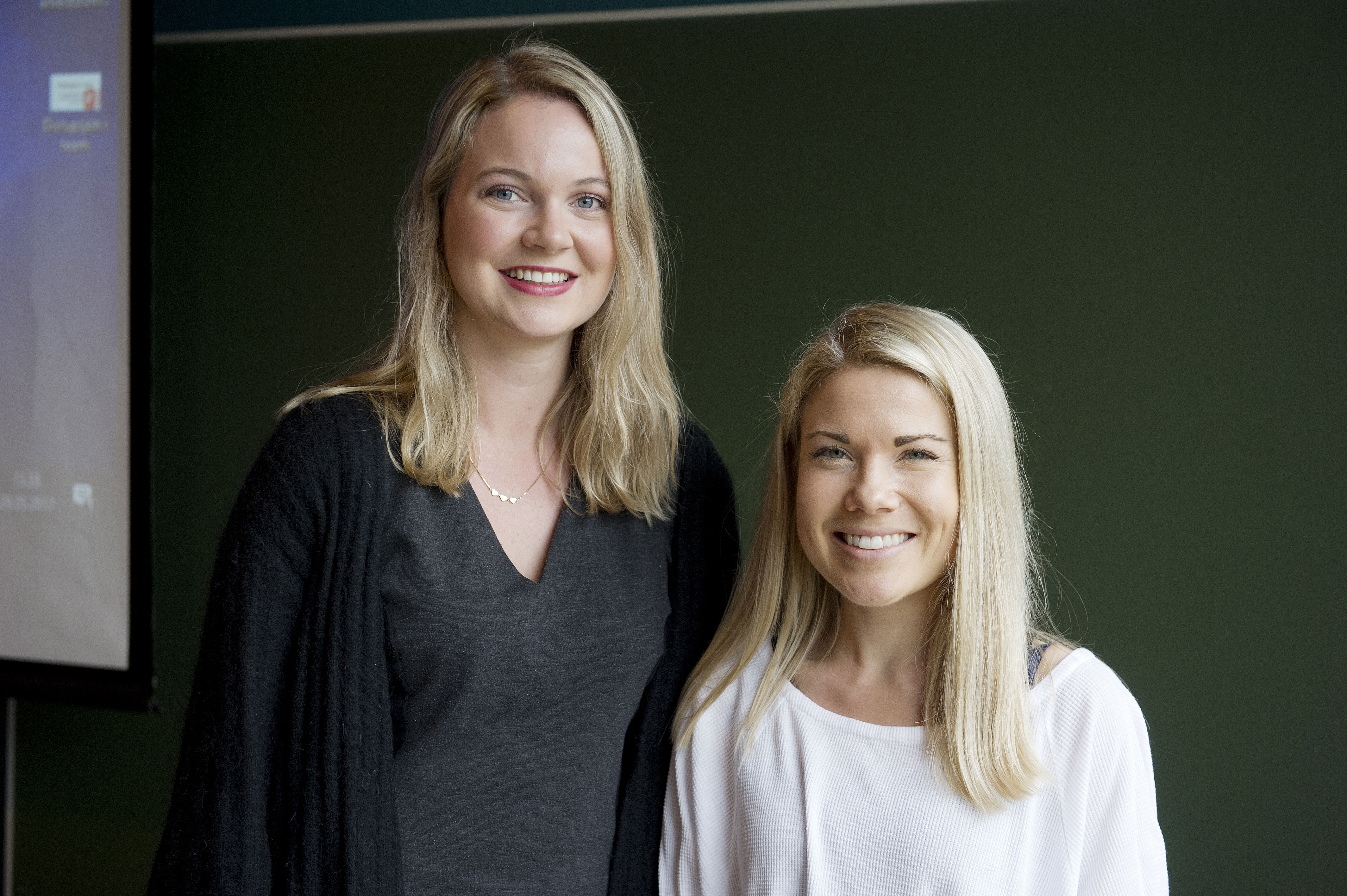 Hannah Giske Fosse og Camilla Hassum Flakstad. Photo: Helge Skodvin