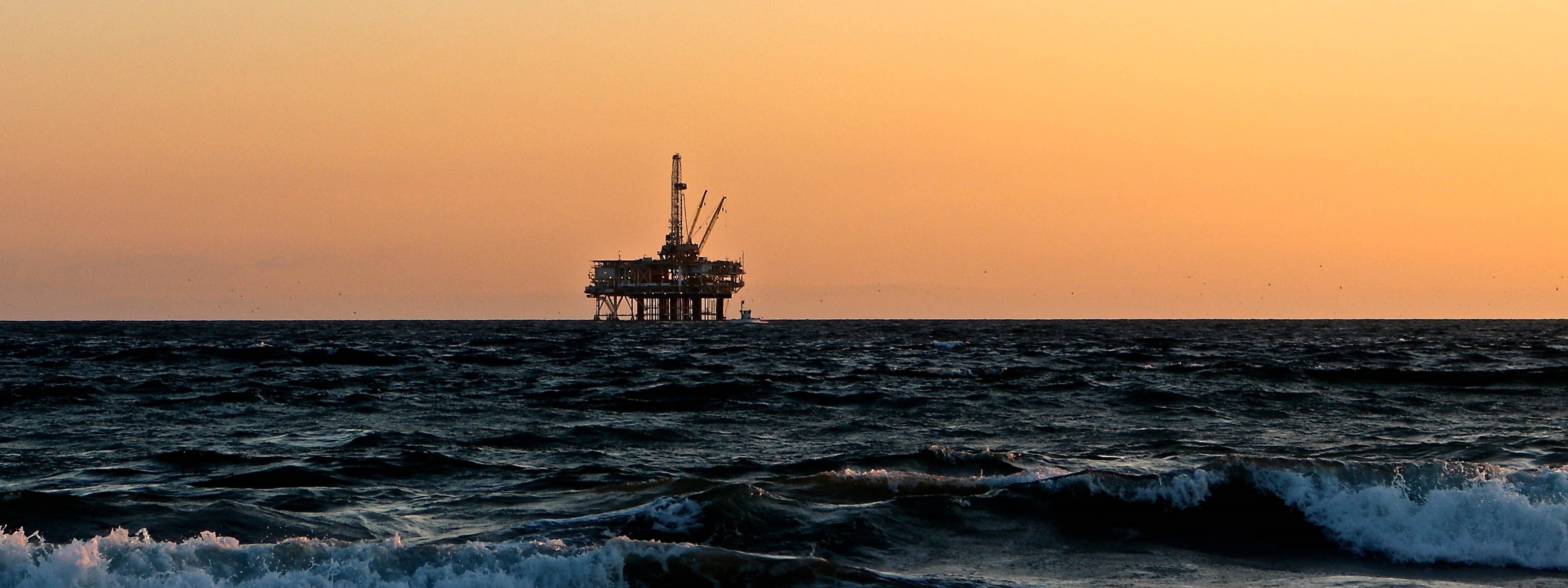 Oljerigg i sjøen