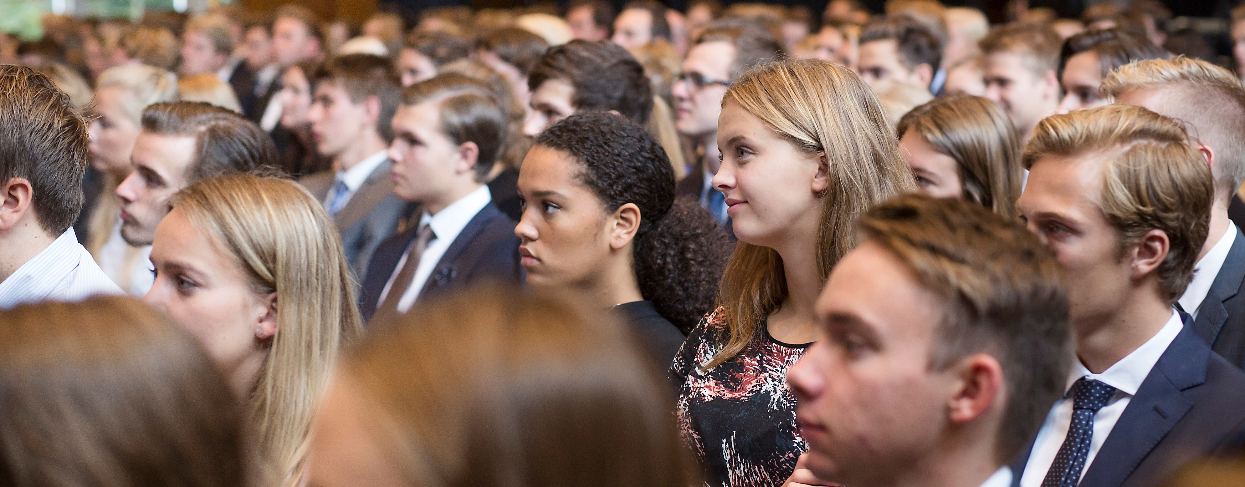 Immatrikulering for bachelorstudenter i 2016. Foto Helge Skodvin