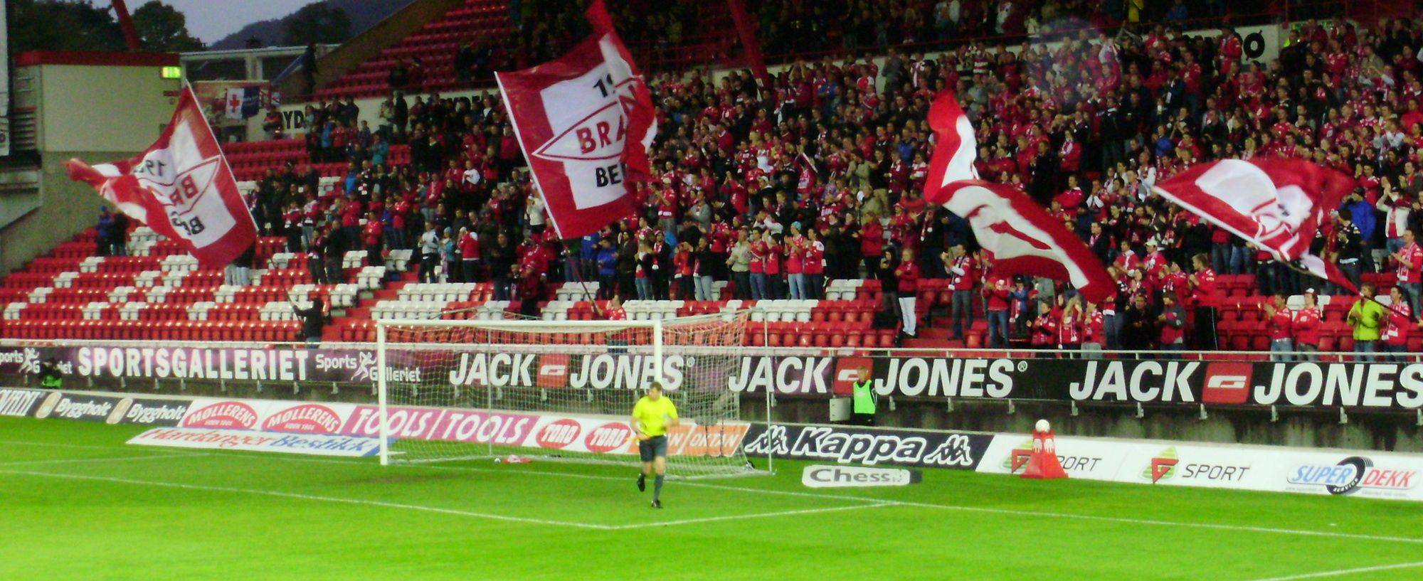 brann stadion_ wikimedia_Enrique Cornejo