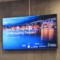 Picture on screen in auditorium