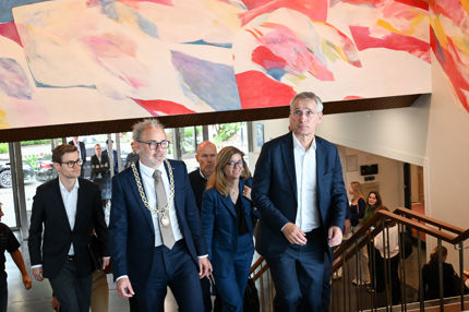 NHH-rector Helge Thorbjørnsen with Jens Stoltenberg. 