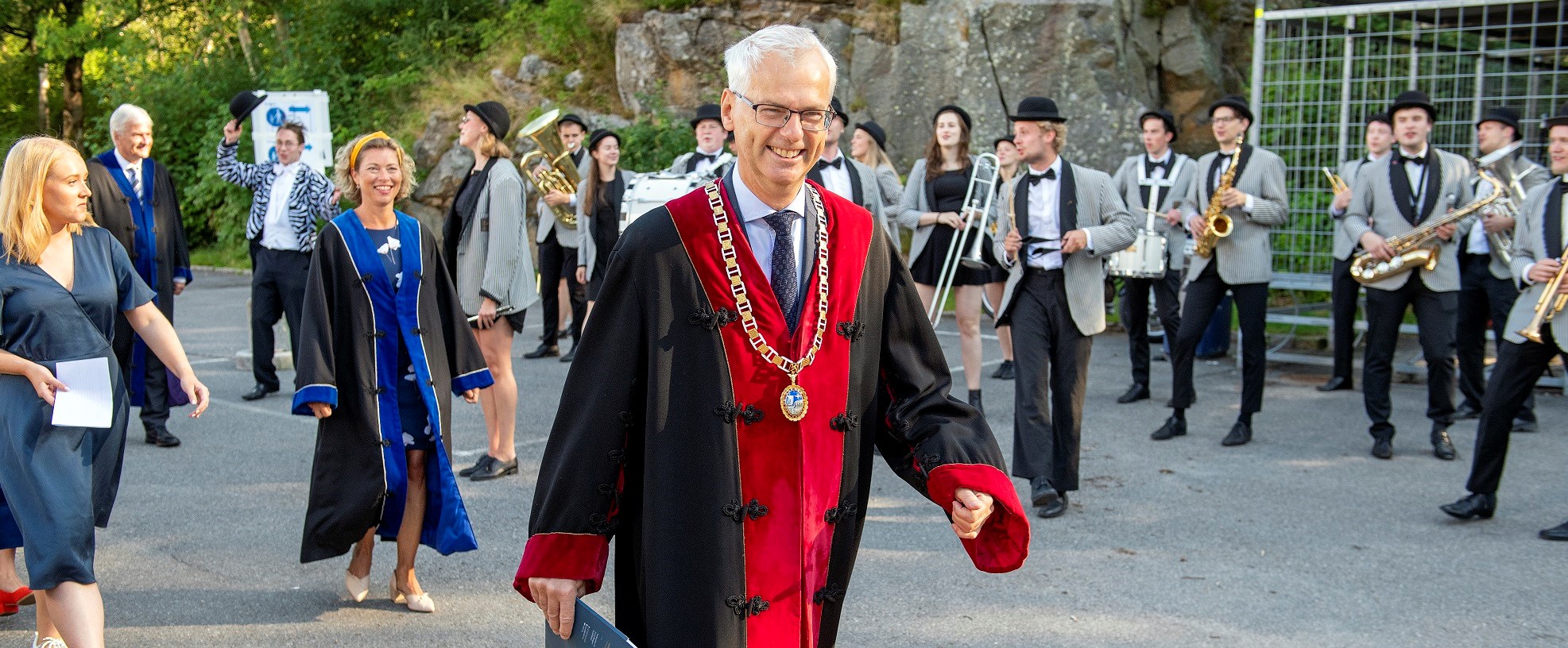 NHH's rector Øystein Thøgersen is very pleased with the number of applicants and that NHH has been the first choice for most applicants since 2020.