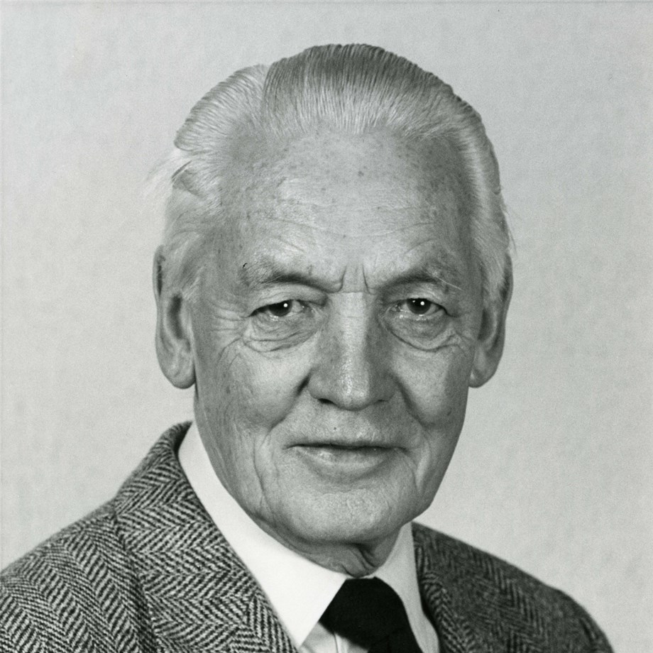 Professor Karl H. Borch