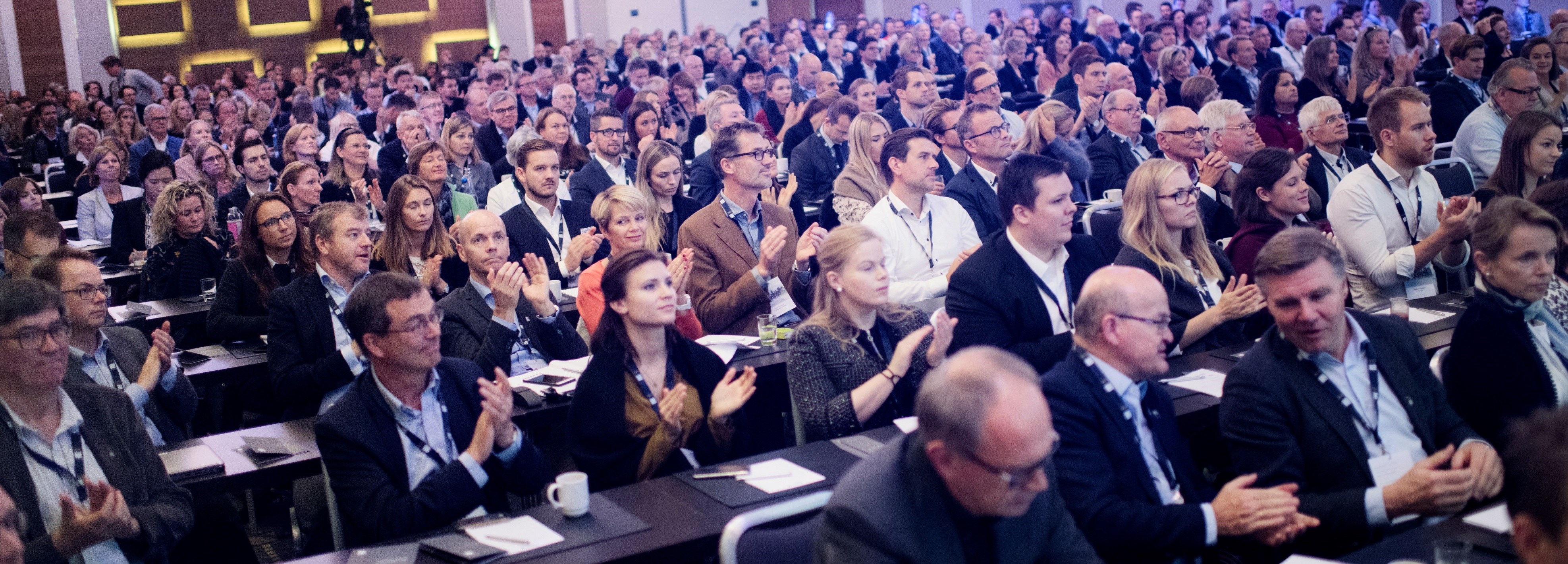 Cirka 500 tidlegare NHH-studentar deltok på "OPPTUR 2017". Foto: Siv Dolmen