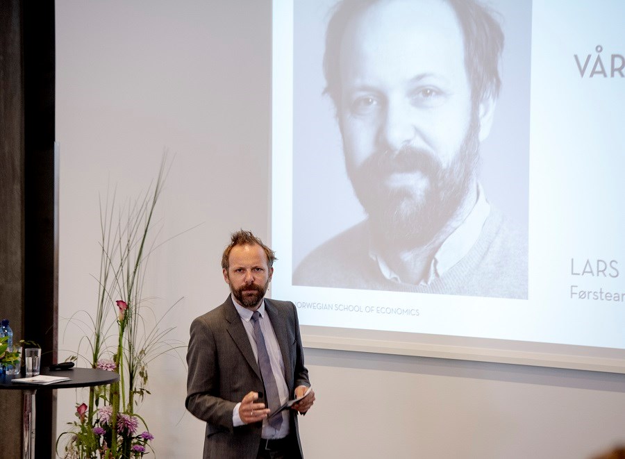 Førsteamanuensis  Lars Jacob Tynes Pedersen.