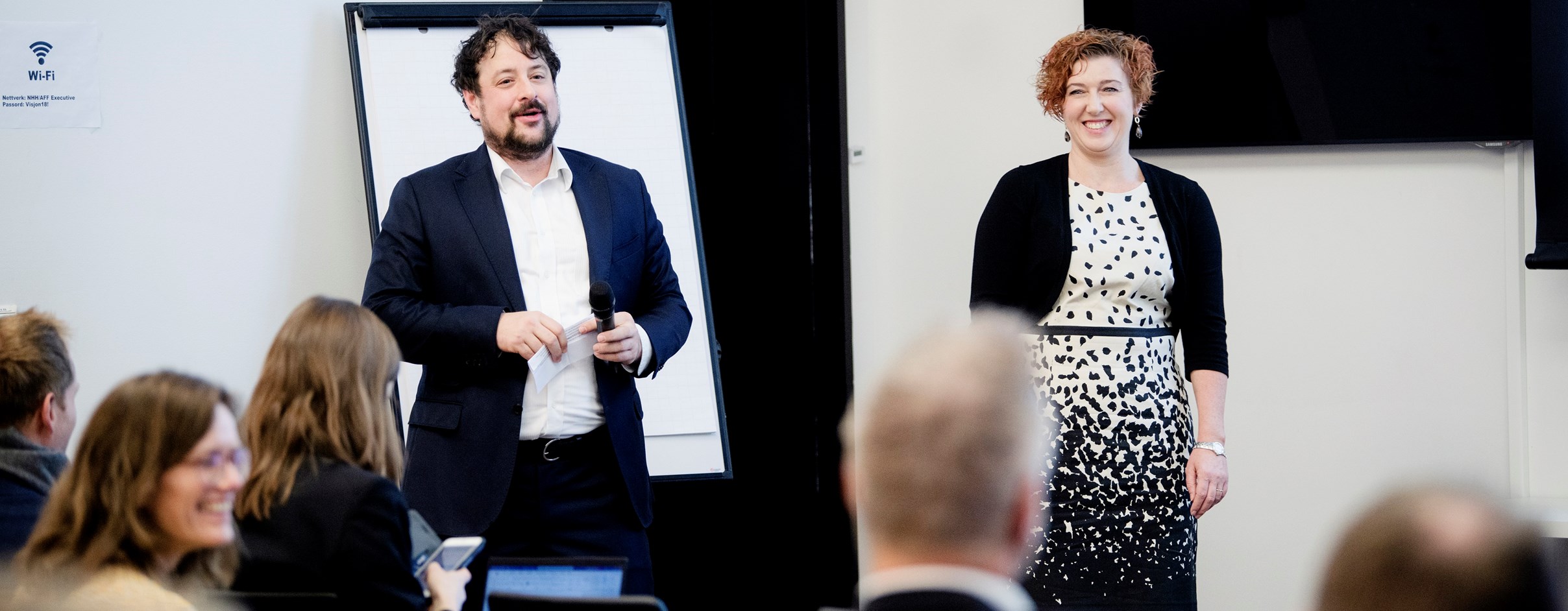 Financial Researcher and director of NHH’s Argentum Centre for Private Equity (NHH) Carsten Bienz and Frances Eton, Chief Legal and Compliance Officer at Nysnø Climate Investments. Foto: Siv Dolmen