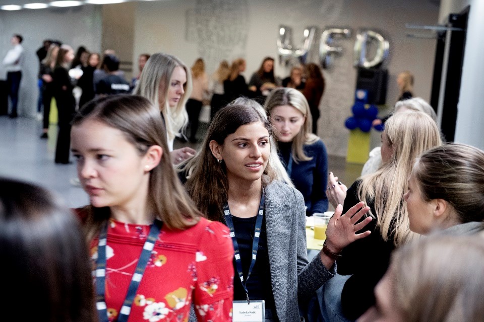 Billettene til Women´s Finance Day ble revet vekk på under ett minutt, noe vi er stolte av. Det er flott å se så mange engasjerte studenter på NHH i dag. 