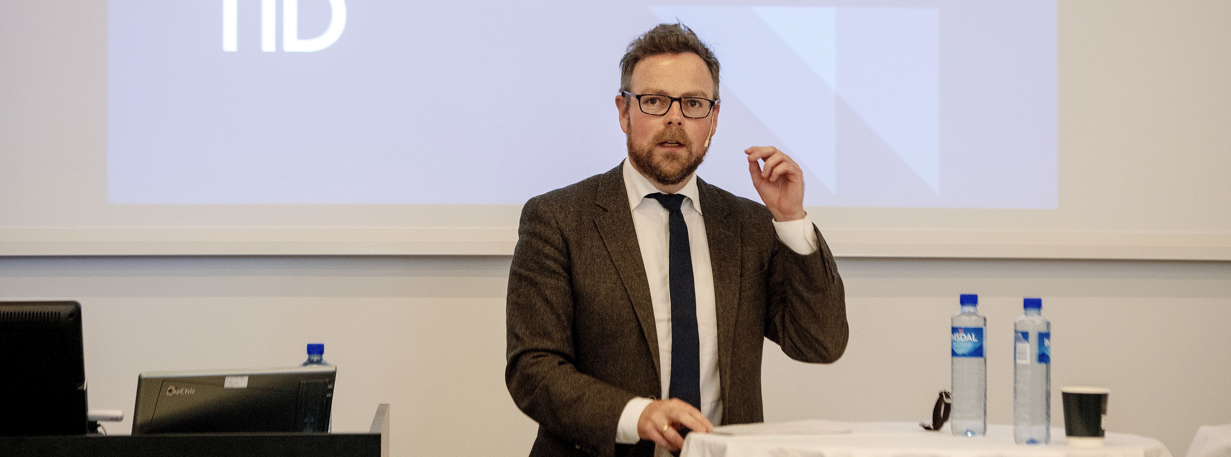 Røe Isaksen på NHH