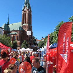 Da jeg fulgte partilederdebatten i Arendal på mandag, følte jeg meg hensatt til planøkonomiens tidsalder. Gjennomgangsmelodien var at vi må få en «myk» overgang fra en oljebasert økonomi til det som skal komme i stedet, skriver Victor D. Norman i DN. Foto: wikimedia, Krg (2013)