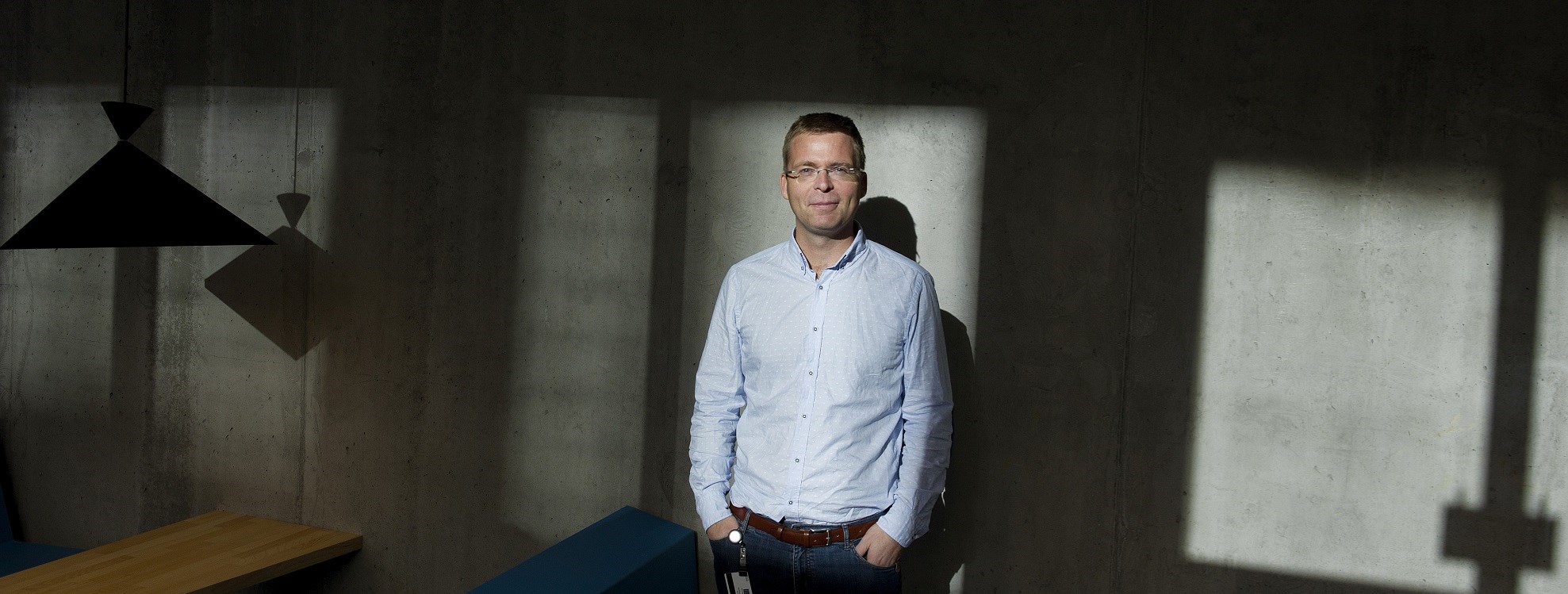 Professor Trond Døskeland fra Institutt for foretaksøkonomi ved NHH er utnevnt til medlem av Finansdepartementets ekspertgruppe. Denne skal evaluere Norges Banks aktive forvaltning av Statens pensjonsfond utland (SPU). Foto: Helge Skodvin 