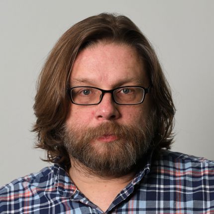 Walter Pohl is Professor at the Department of Finance.