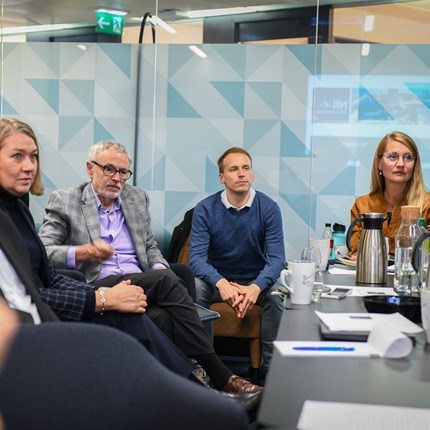 Line Lervik-Olsen, Charles Colby, Darius-Aurel Frank og Helle Alsted Søndergaard, NII meeting, NHH, October 2022. Photo: Ingunn Gjærde