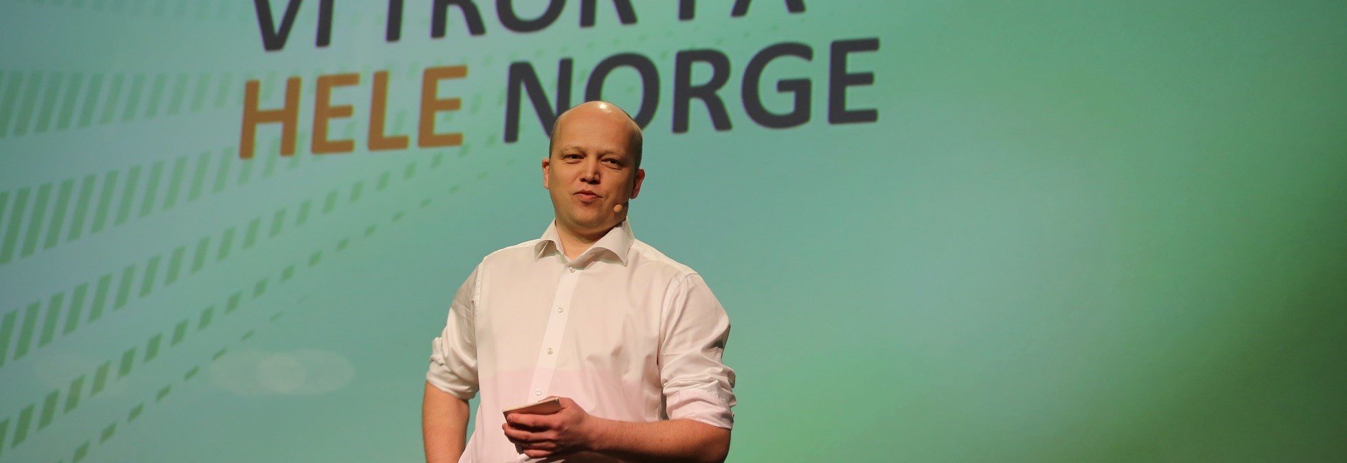 Finansminister Trygve S. Vedum (Ragne B. Lysaker, Senterpartiet)