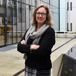 Anita Meidell, Associate Professor at the Department of Accounting, Auditing and Law at NHH and an expert in management accounting and control.