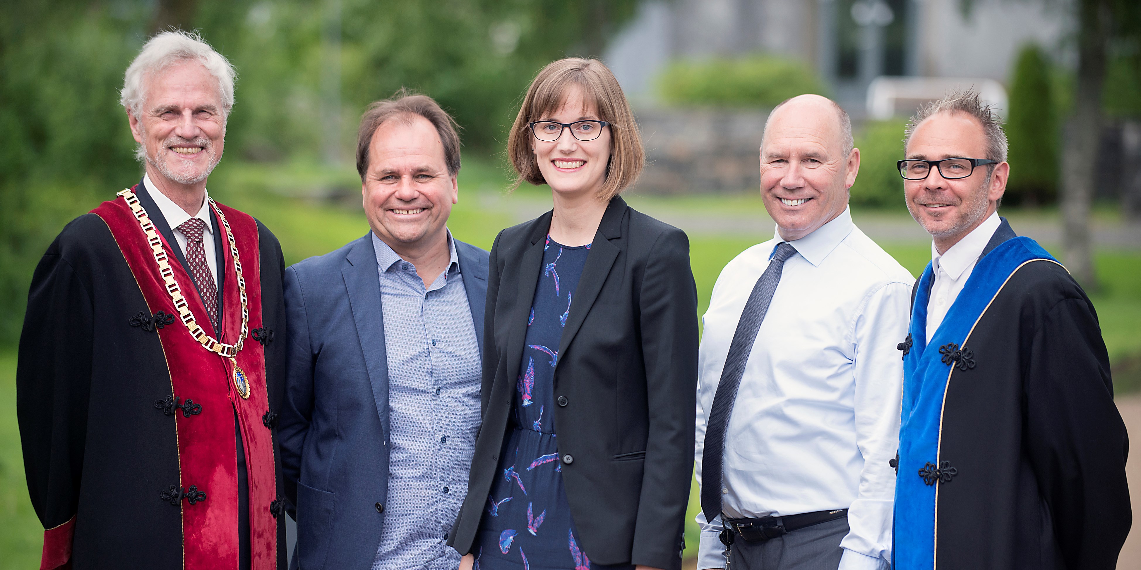 Rector Frøystein Gjesdal, Professor Bertil Tungodden, Assistant Professor Malin Arve, Professor Tor Wallin Andreassen and Professor Helge Thorbjørnsen. Photo: Odd Mehus