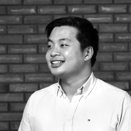 Vinh Nguyen (23) tok utfordringen og skaffet seg et internship hos DNB London. Foto: Pernille Sommer
